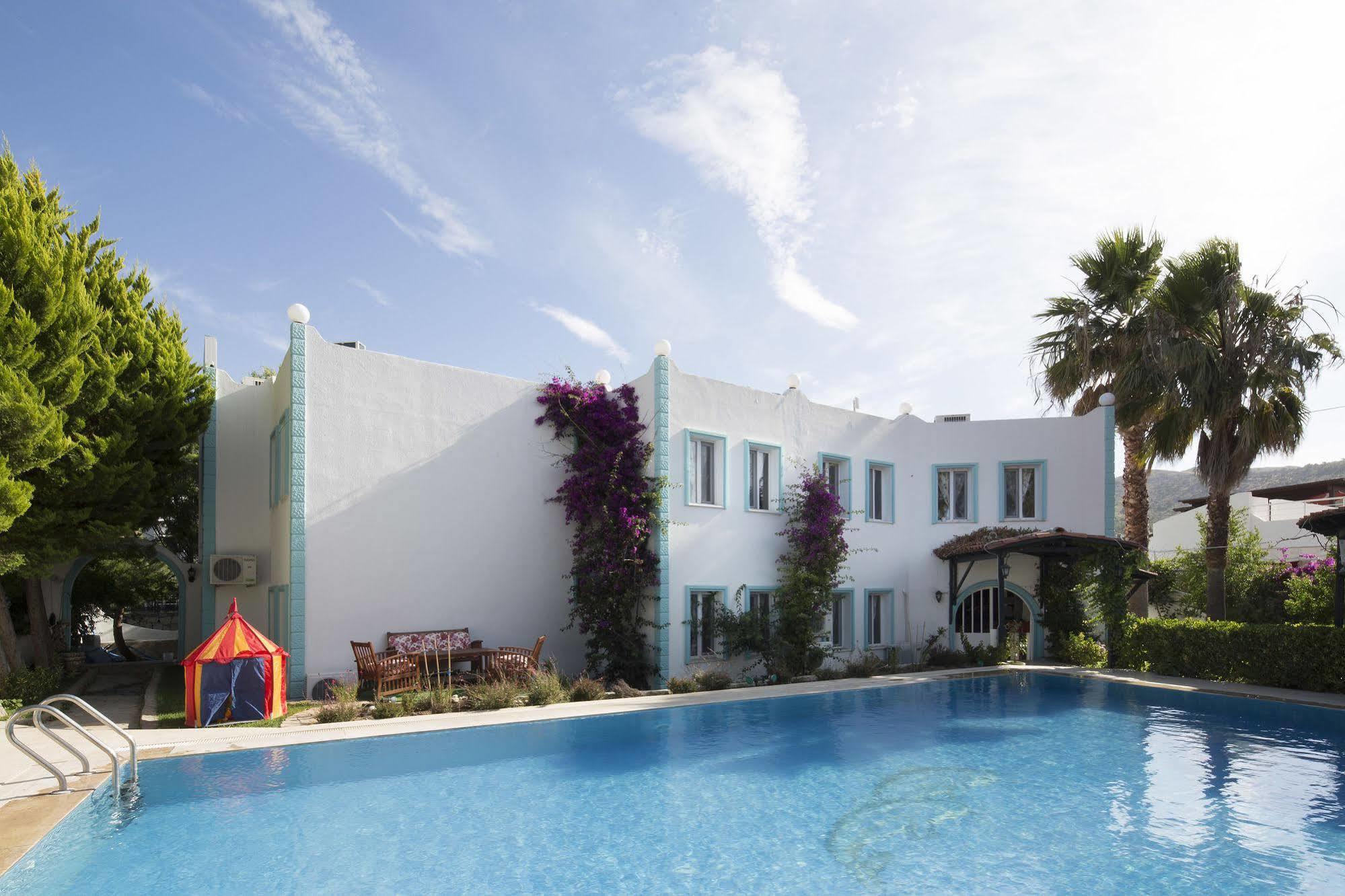 Istanbul Hotel Bodrum Туркбуку Екстериор снимка