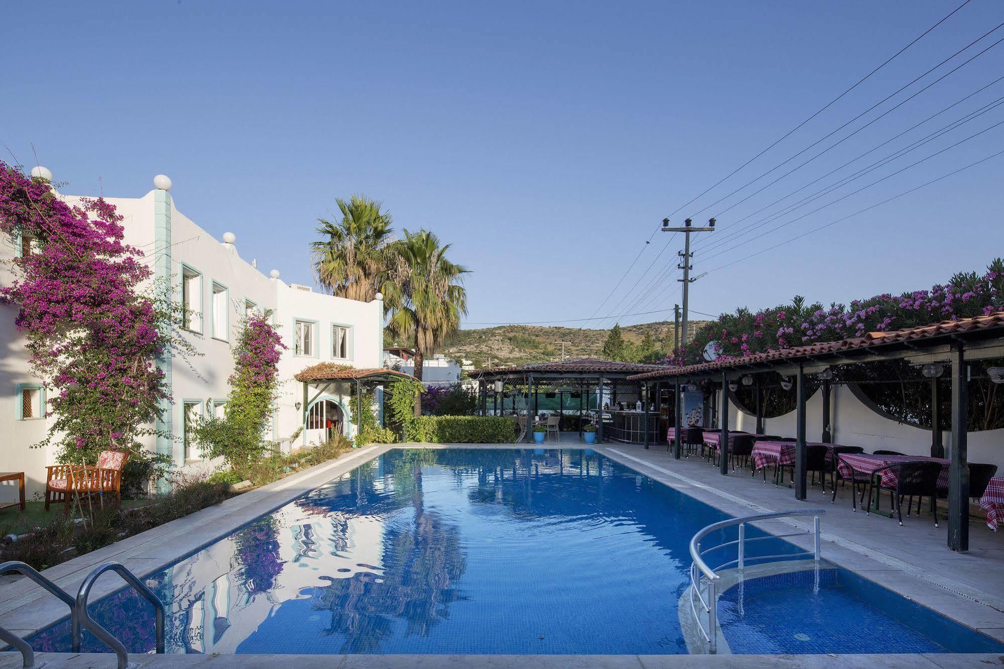 Istanbul Hotel Bodrum Туркбуку Екстериор снимка